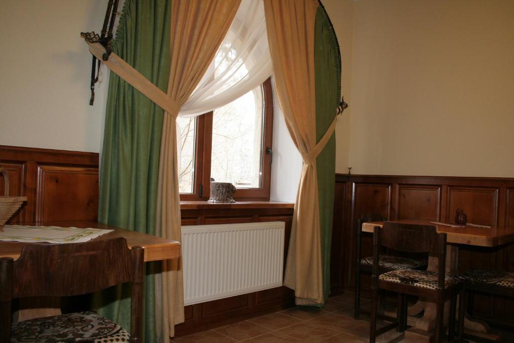 Hotel On Dovbush Path Jaremče Exteriér fotografie